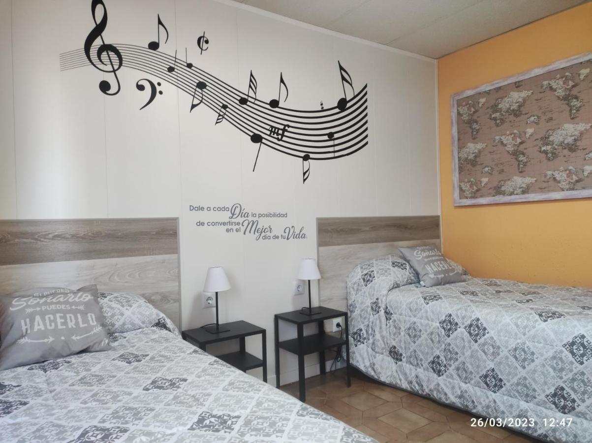 Acogedor Appartement Zaragoza Buitenkant foto
